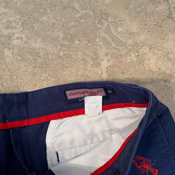 Vineyard Vines Lobster shorts - Picture 2 of 4